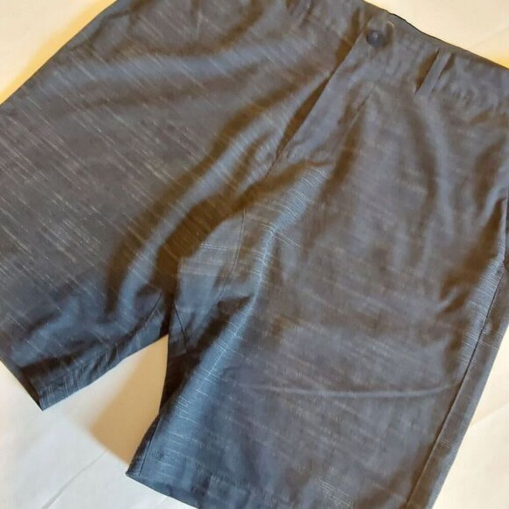 HANG TEN Hybrid Shorts Lightweight Stretch 10" Inseam Men's Size 32 Gray Striped